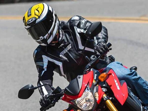 Do Leather Motorcycle Jackets Stretch? The 5 Best Ways To Make It Fit Great!