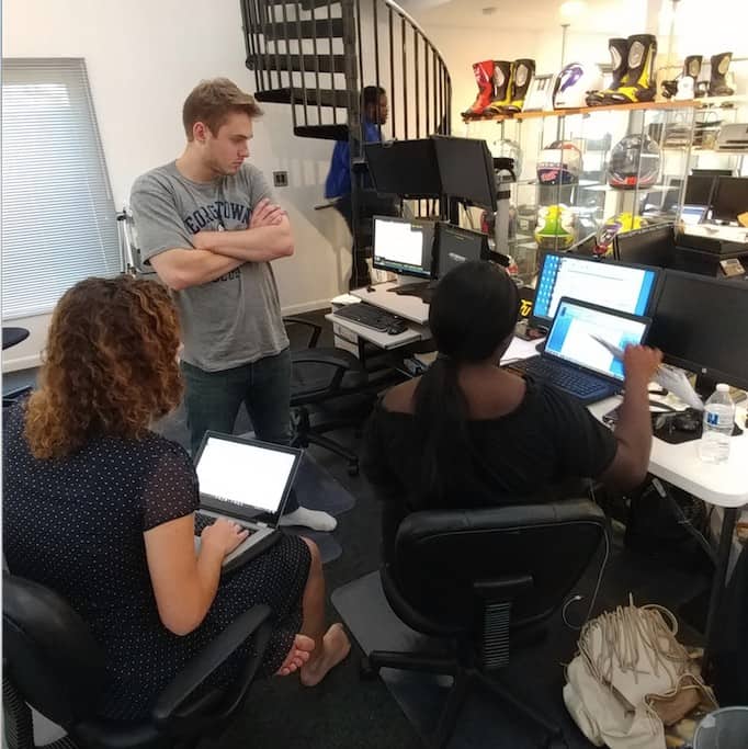 Build-Your-Professional-Network-agv-sport