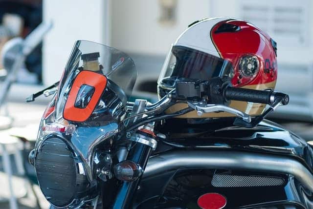 Motorcycle-Helmet-Warning-Requirements-agv-sport