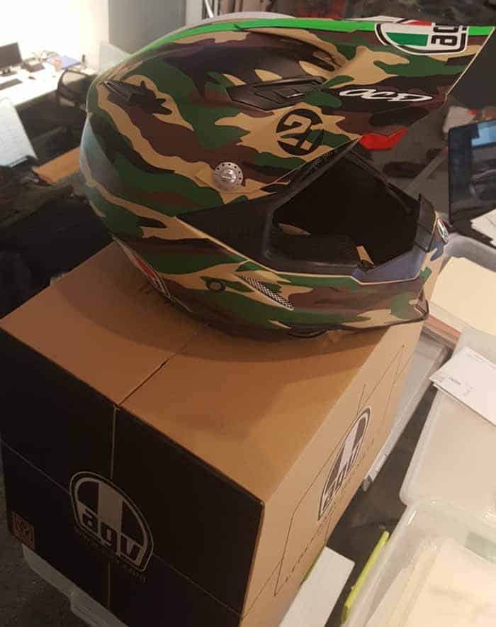 AGV-AX-9-Camo