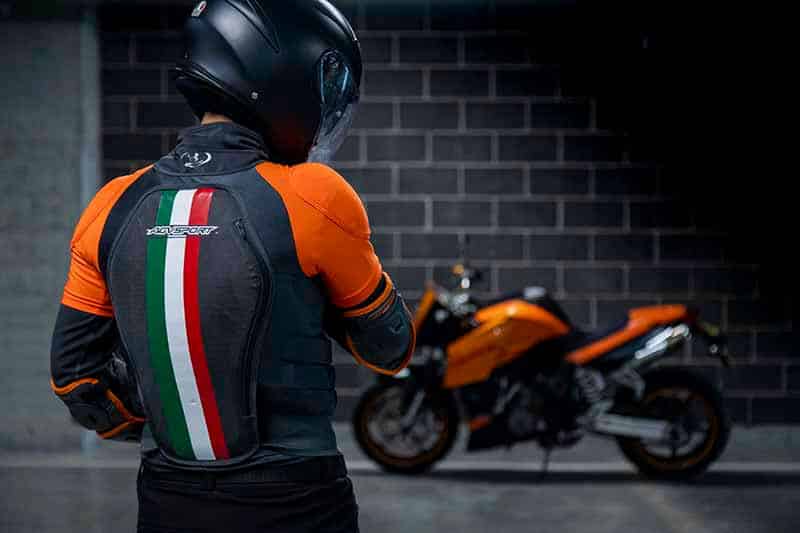 How-Does-Motorcycle-Body-Armor-Work-agvsport (2)