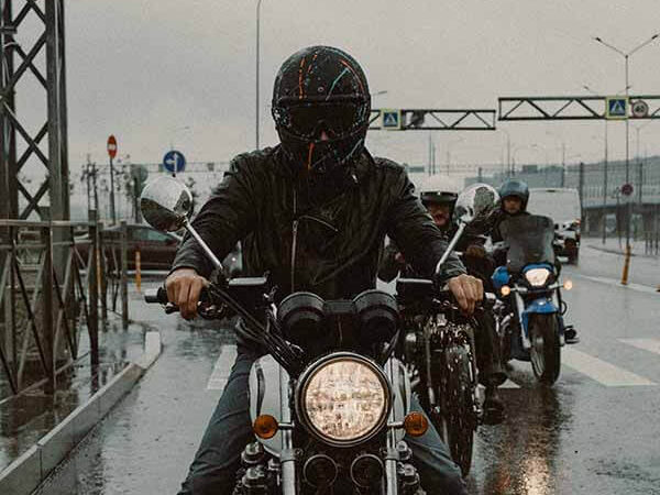 What-can-I-use-to-clean-a-full-face-motorcycle-helmet-agv-sport