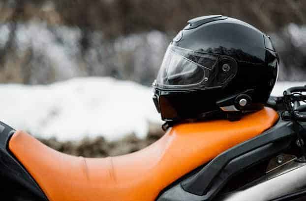 What Can I Use to Clean a Full-Face Motorcycle Helmet? What-to-avoid-using-when-cleaning-a-full-face-motorcycle-helmet