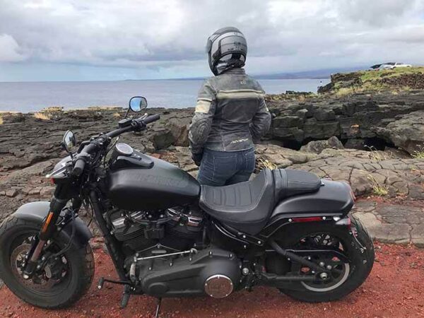 Leather-jacket-for-motorcycists-agvsport (1)