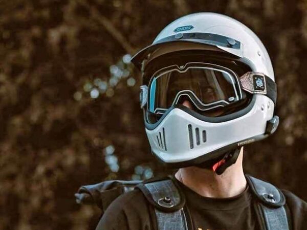 Motorcycle-Helmet-Styles-agvsport