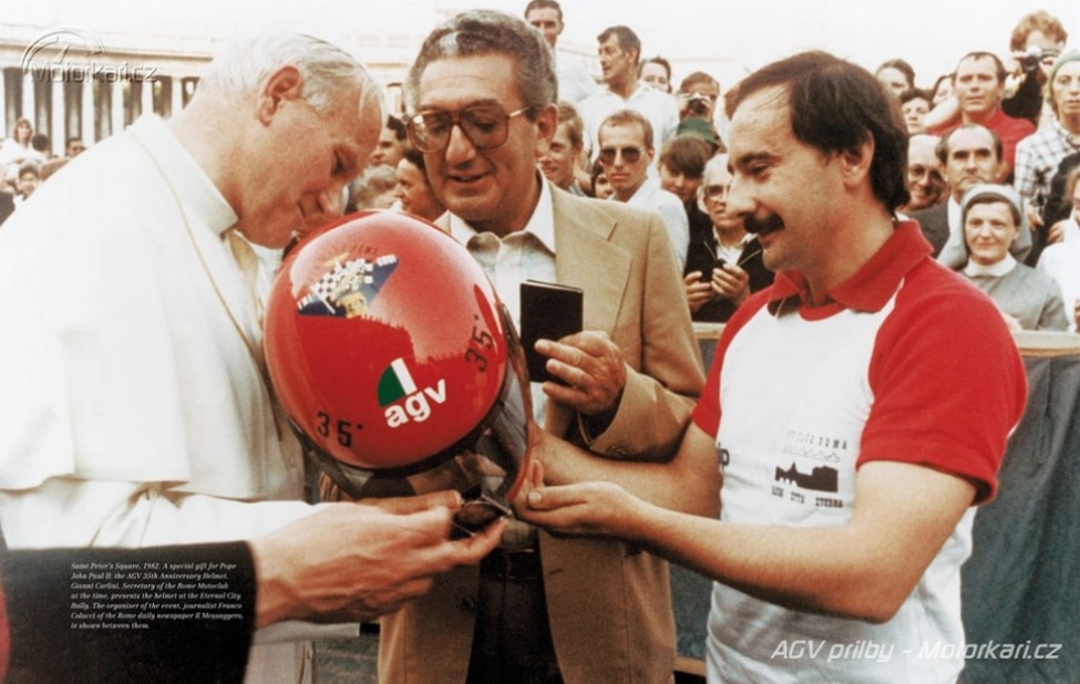 Gino celebrates the AGV's 35-year anniversary in 1982.