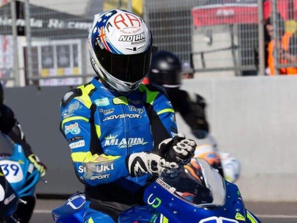 Why Do Motorcycle Helmets Get Sticky? 6 Main Causes and Cleaning Tips