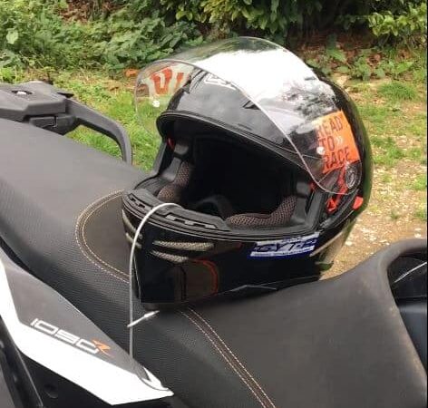 How to Lock a Helmet on a Motorcycle: Learn the 2 Main Options