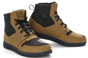 REAX Fulton Air Riding Shoes