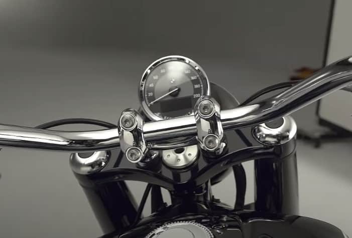 Bobber vs. Cafe Racer vs. Scrambler Motorcycles: Learn the 12 Key Distinctions The clutter free build of a custom not only reduces weight but also gives you the ample time to ride and enjoy the open road without constant distractions. With cafe racers, bobbers and scramblers, less is able to do more for the long haul.