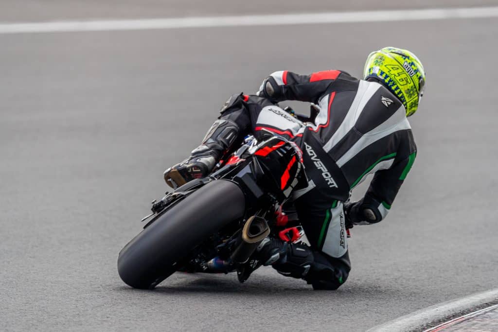 Explore 8 Main Motorcycle Tire Types for Confident Selection Top 5 Best Sportbike Tires You Can Buy Today