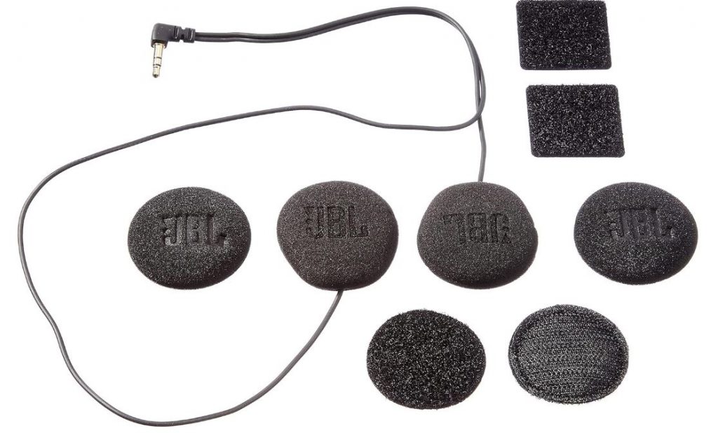 The Cardo Speaker Audio Set 45 mm features a standard 3.5mm jack, compatible with virtually any communicator on the market, regardless of the brand.