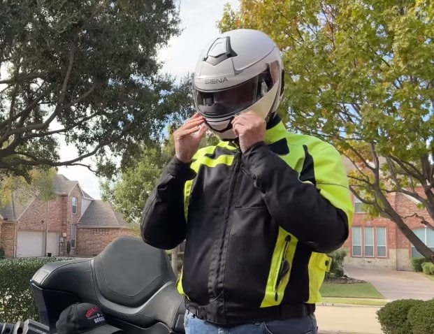 Securely Fitted Face Shield with Adjustable Ratcheting Side Plates