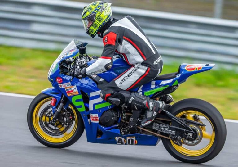 Motorcycle Downshifting 101: How to Rev Match and Shift Smoothly