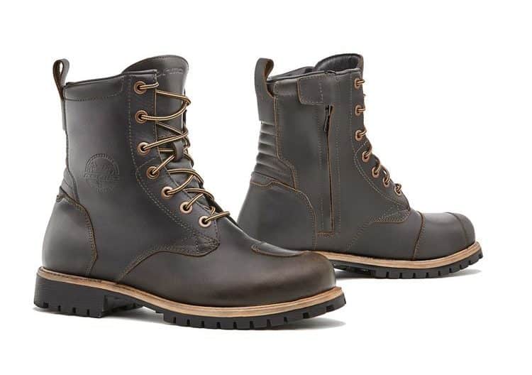 best short motorcycle boots - Forma Legacy Boots