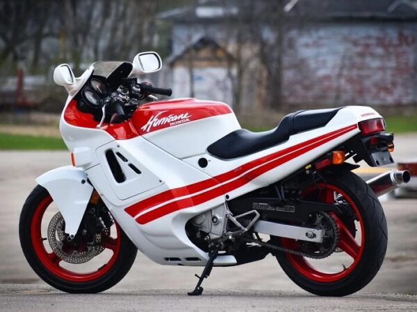 1987-honda-cbr600f-hurricane (2)