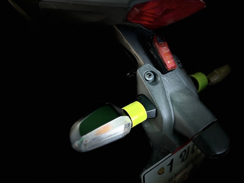 Understanding the Dangers of Riding and Driving in Thailand kawasaki z250sl (4)